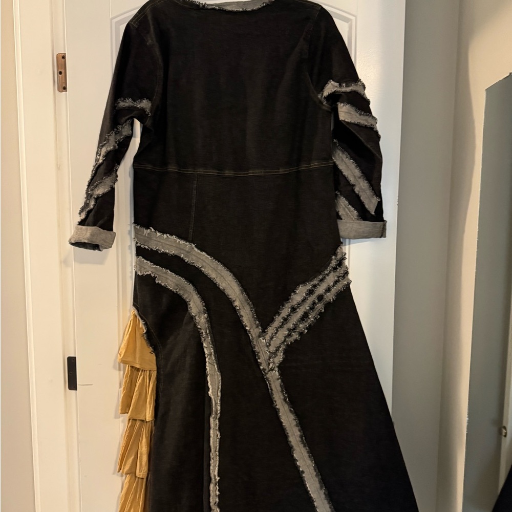Women's Black Long Sleeve Ruffle-Hem Maxi Dress with Mustard Accent - Picture 2 of 3